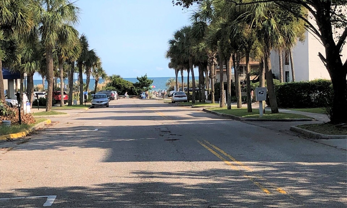 Myrtle Beach House | NEED SPACE? Entire Townhouse-Large 2-Bdrm 1,150sf Steps to Beach. 5% Off 7Nights