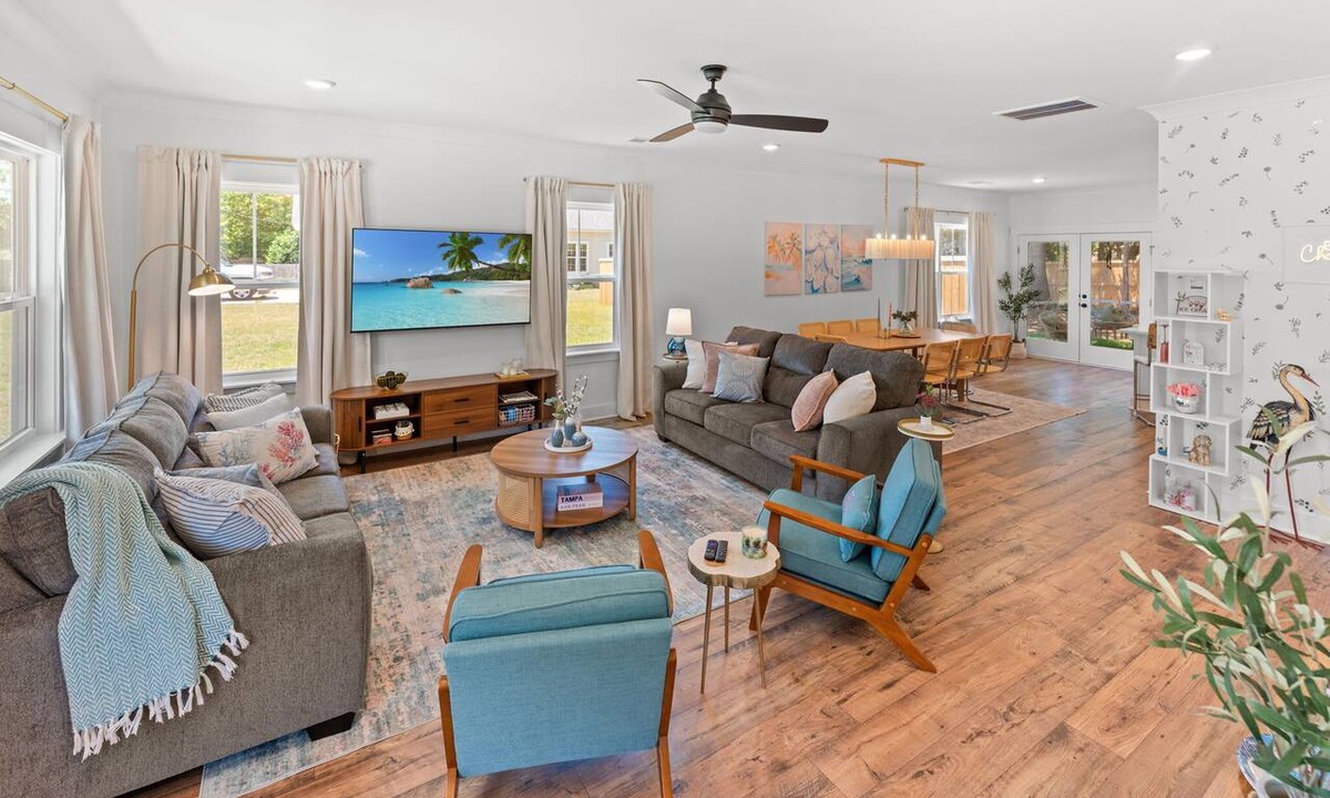 Charleston House | New Build | <10 Mins to Folly & <15 to DT