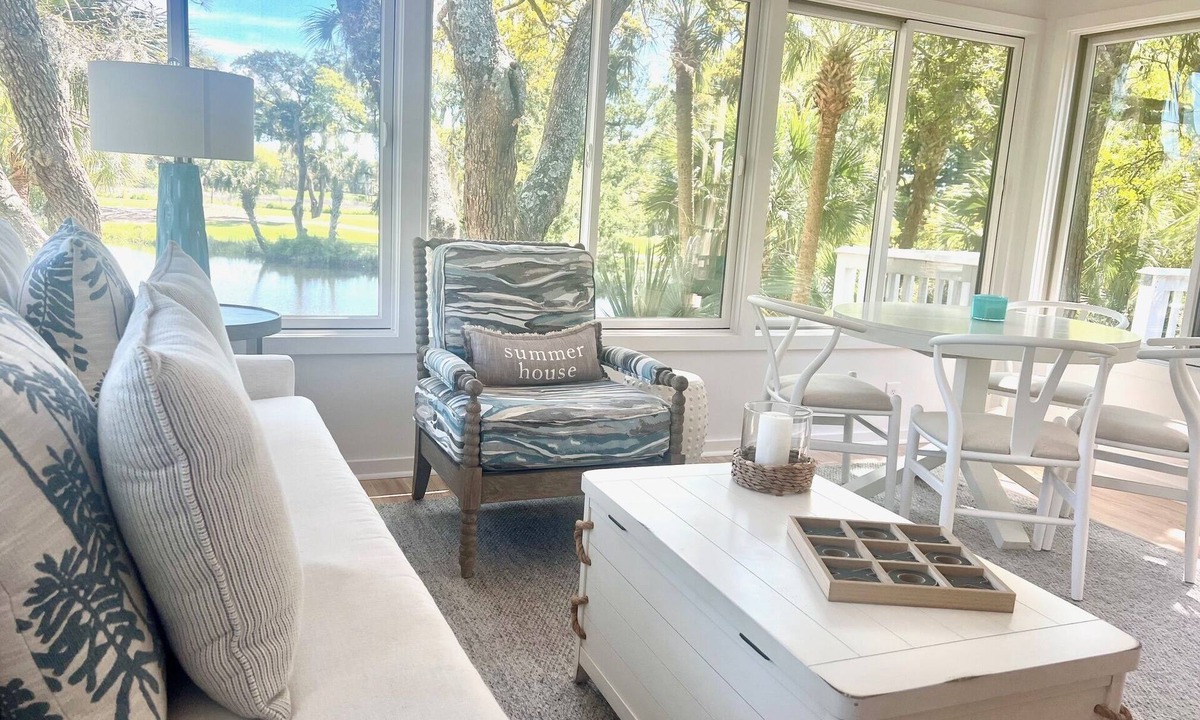 Tarpon Pond Cottage | New to Market. Golf & pond views. Refined beach cottage.