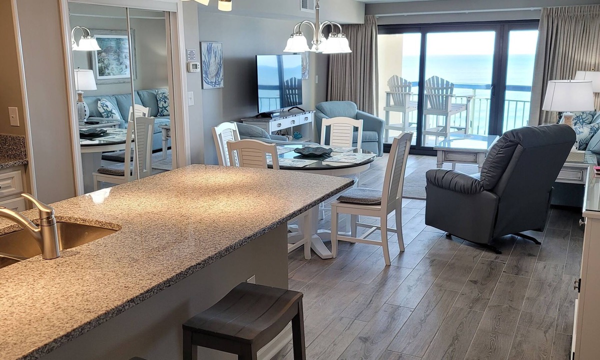 Cherry Grove Beach Condo | Newly Renovated Condo