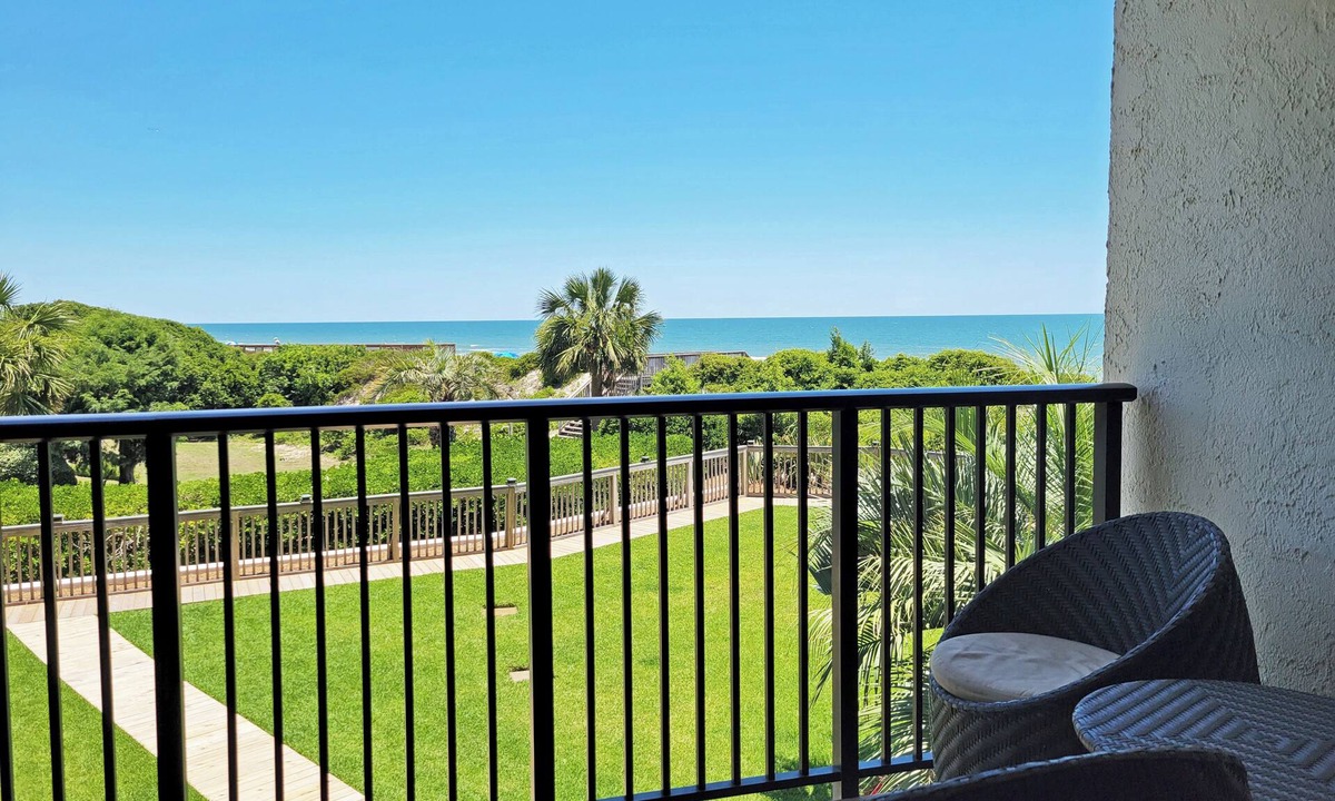 Litchfield by the Sea Condo | Oceanside Townhouse-Style Condo, 2 Kings, Ocean View, Patio, Pool, Beach Access