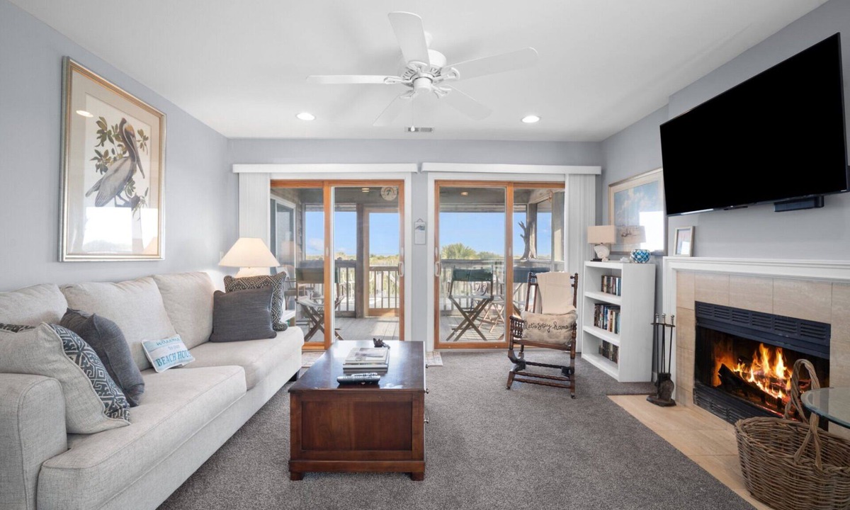 Beachwalk House | Oceanview, Pet Friendly in Pelican Point