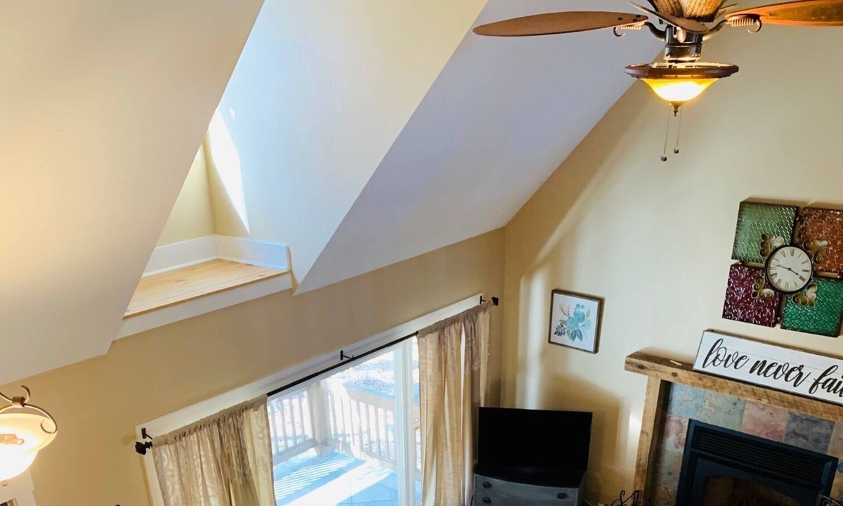 Chestnut Springs House | Peaceful and spacious mountain stay