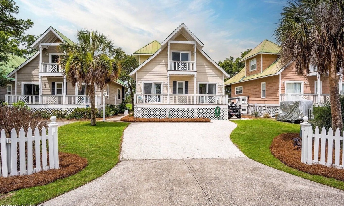 Saint Helena Island House | Pet Friendly, 6-seat Golf Cart included - 39 Davis Love