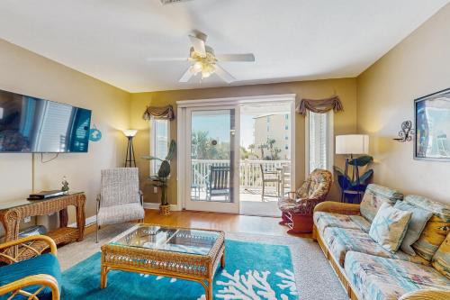 Folly Beach House | Pier Pointe Villas C102