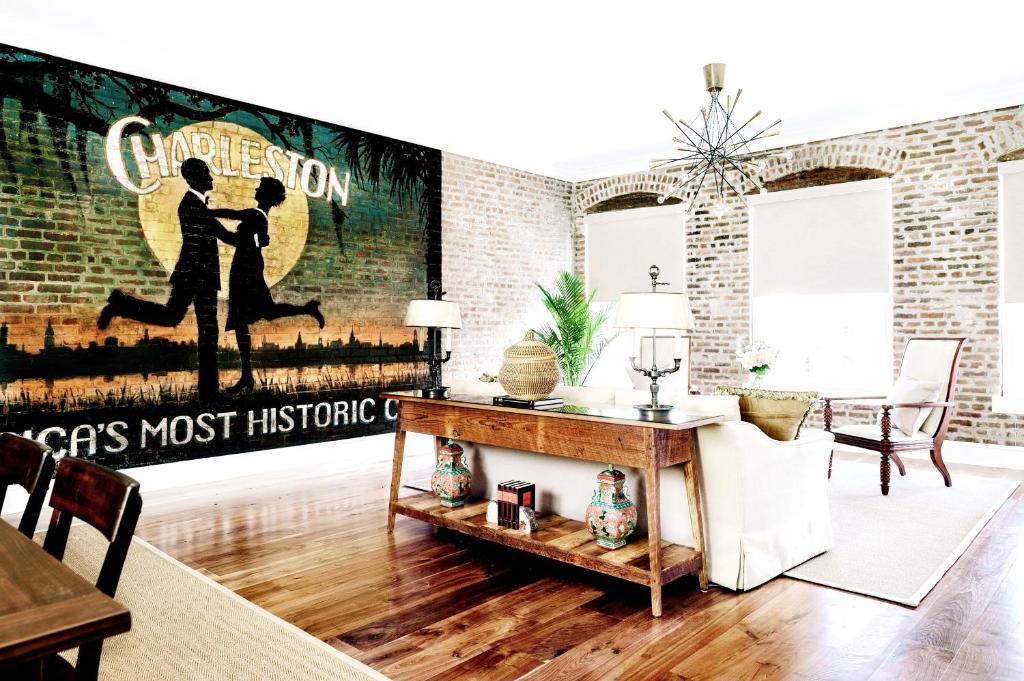 Charleston Historic District Hotel | Planters Inn - Charleston