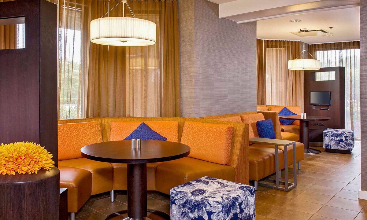 Durham Hotel | Pleasant Stay, Convenient Location! 4 Family-friendly Units, Free Parking, Pool