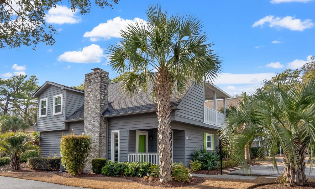 Ocean Grove House | Pretty home w/deck in family-friendly community w/pool - 1 block from the ocean
