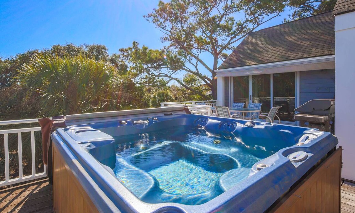 Seabrook Island House | Private Access to Beach Boardwalk 4; FREE Amenity Card Privileges; Back Deck w/Private Hot Tub!