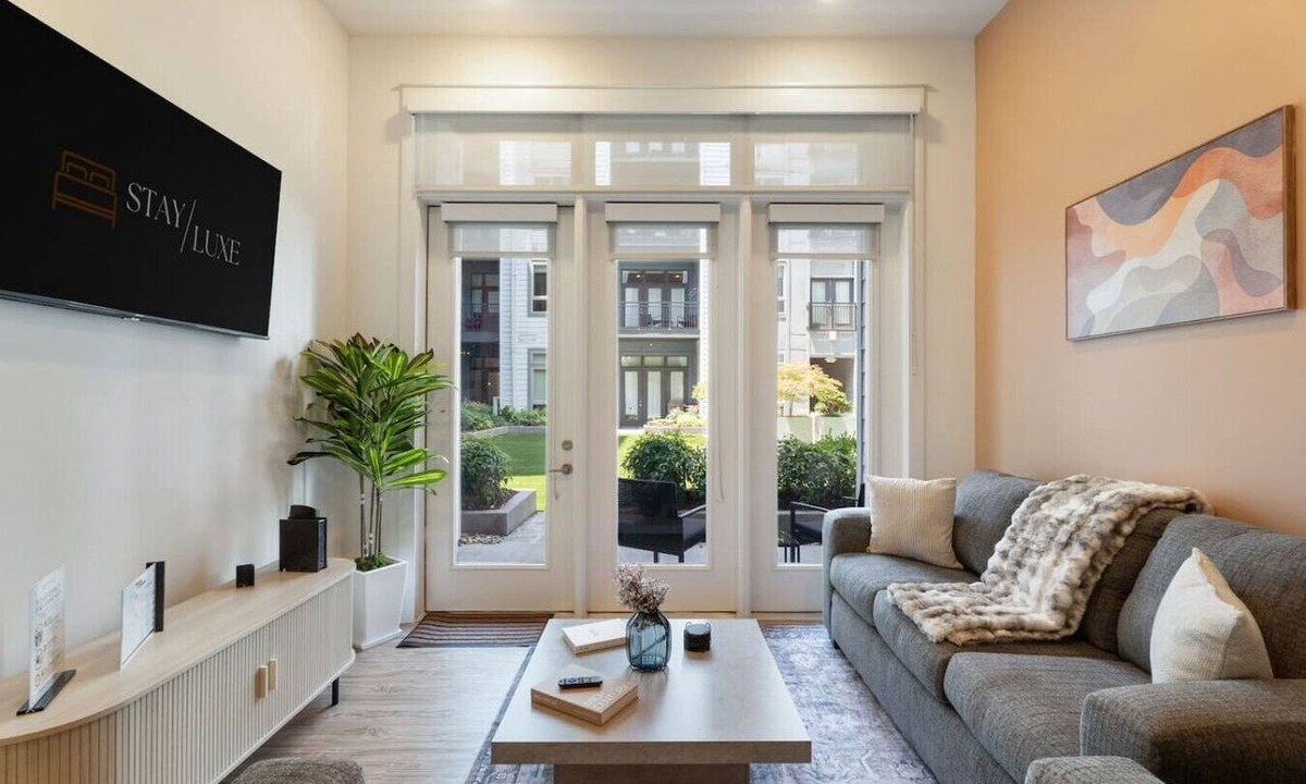Second Ward Apartment | Queen City Luxe | Free Parking, Pool, Central