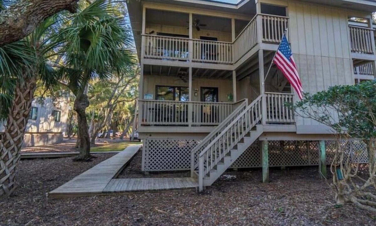 Ocean Ridge Condo | Relax and Unwind at this cozy 2-bedroom first floor condo in Edisto Beach.