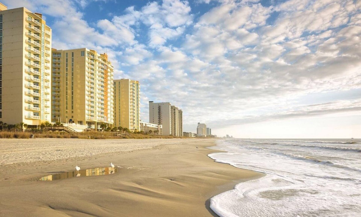 Ocean Drive Resort | Relaxing Coastal Escape with Pools & Spacious 1BR Resort Comfort