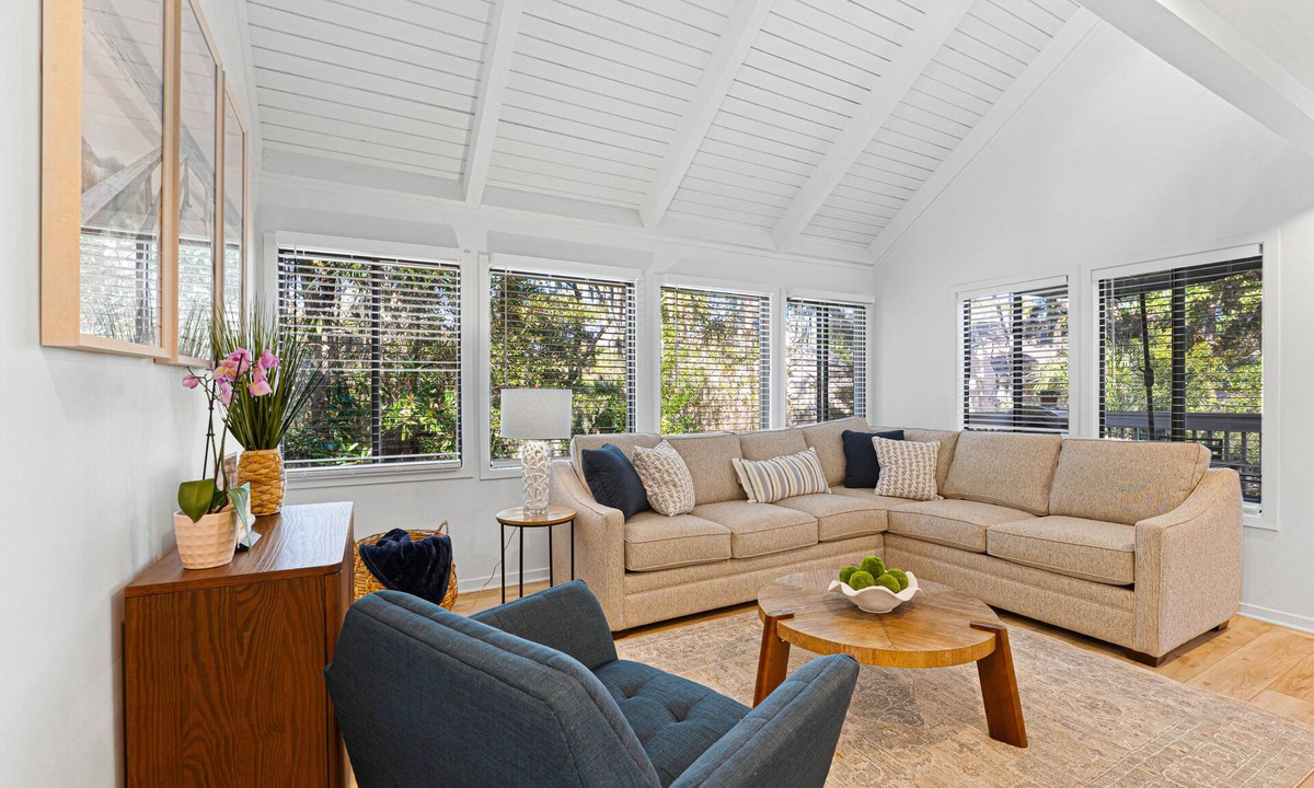 Night Heron House | Sea Pines Cottage Sleeps 10 Close to Trails & Beach Bike Everywhere