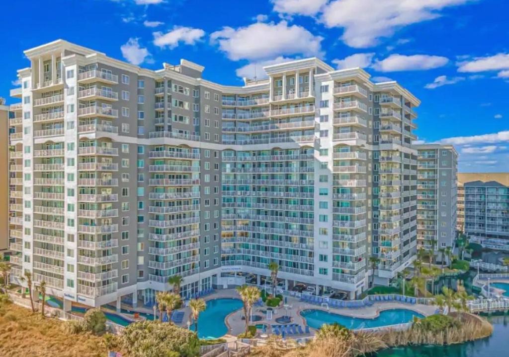 Arcadian Shores Apartment | Sea Watch Resort