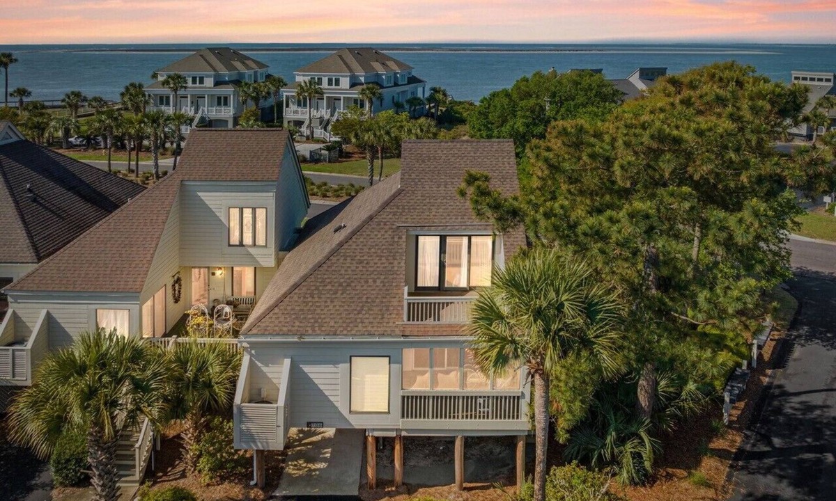 Spinnaker Beachhouses Villa | Seabrook Exclusives | 706 Spinnaker Beach