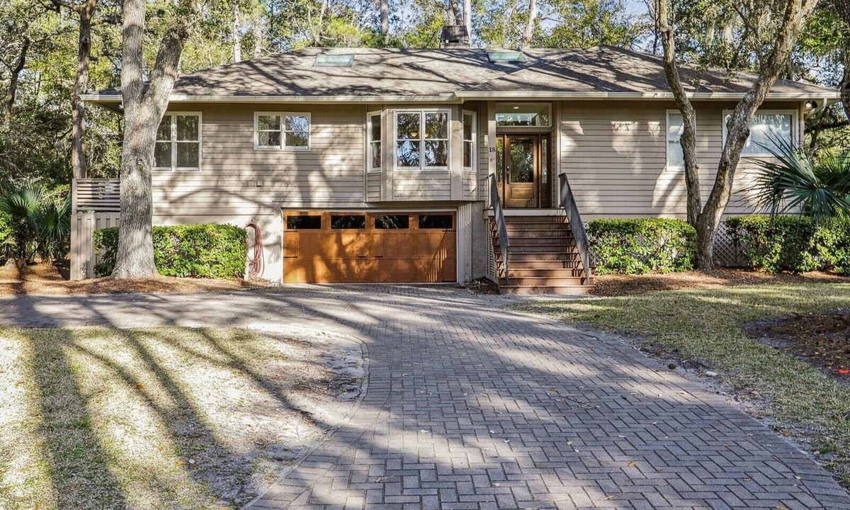 Heritage Woods House | Short Bike Ride to the RBC Heritage Golf Tournament