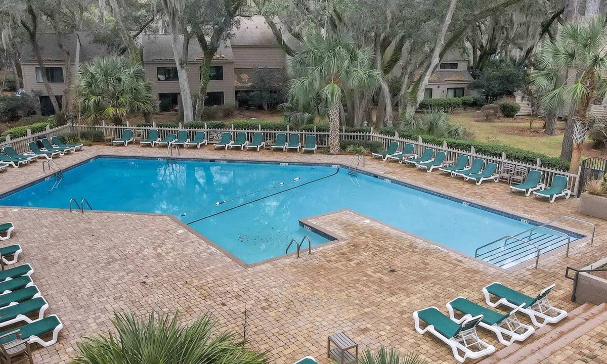 Sea Pines Villa | SNOWBIRDS-#1 HARBOUR TOWN GOLF-NO STAIRS TO ENTER-BEACH GEAR-GASGRILL-2K-1Q-1XLT