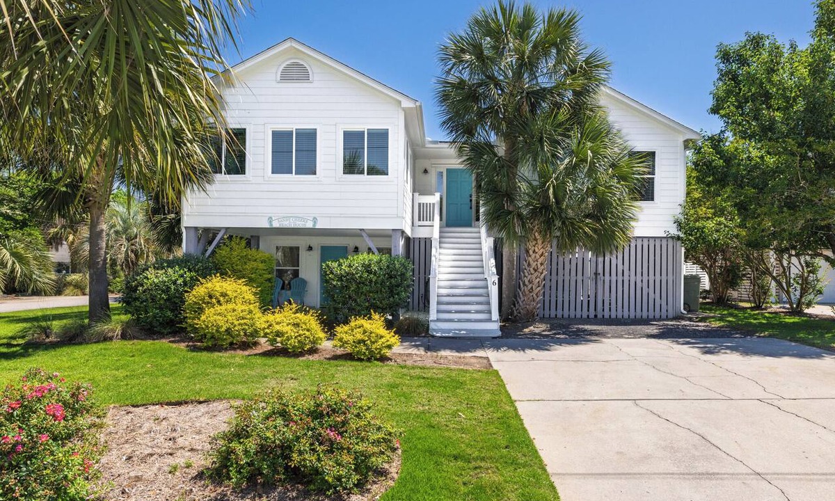 Isle of Palms House | Spacious Isle of Palms Beach Home with Hot Tub, Game Room, & Modern Amenities