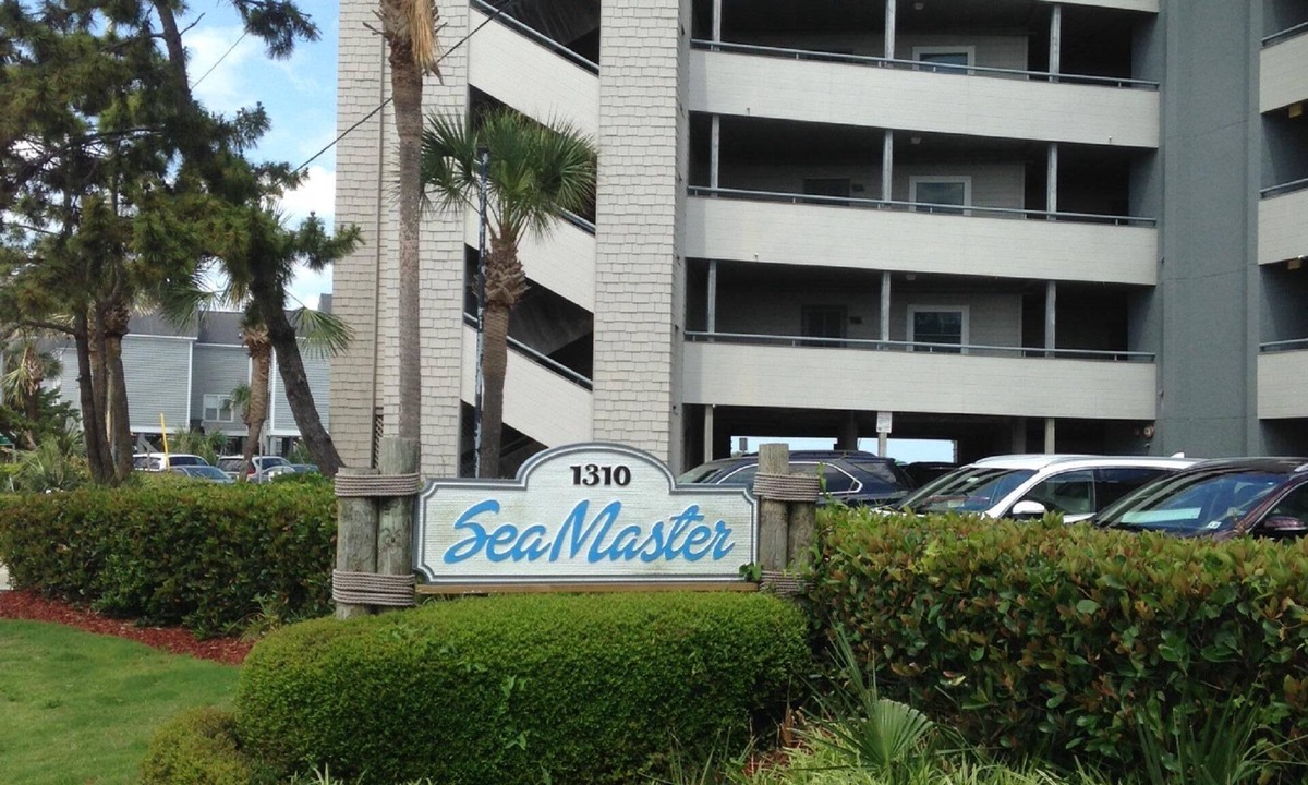 Garden City Condo | Spacious Ocean front first floor pool side Condo in Garden City Beach 3BR 3BA