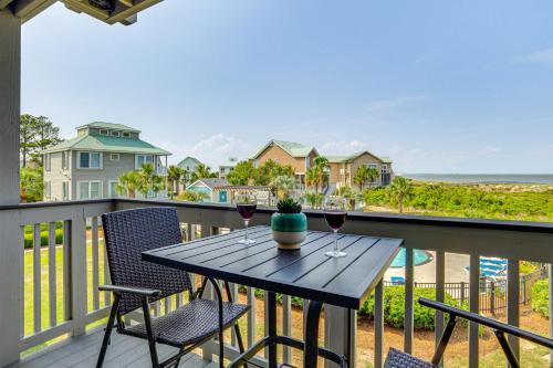 Beachwalk House | St Helena Island Condo - 1/2 Mi to Beach