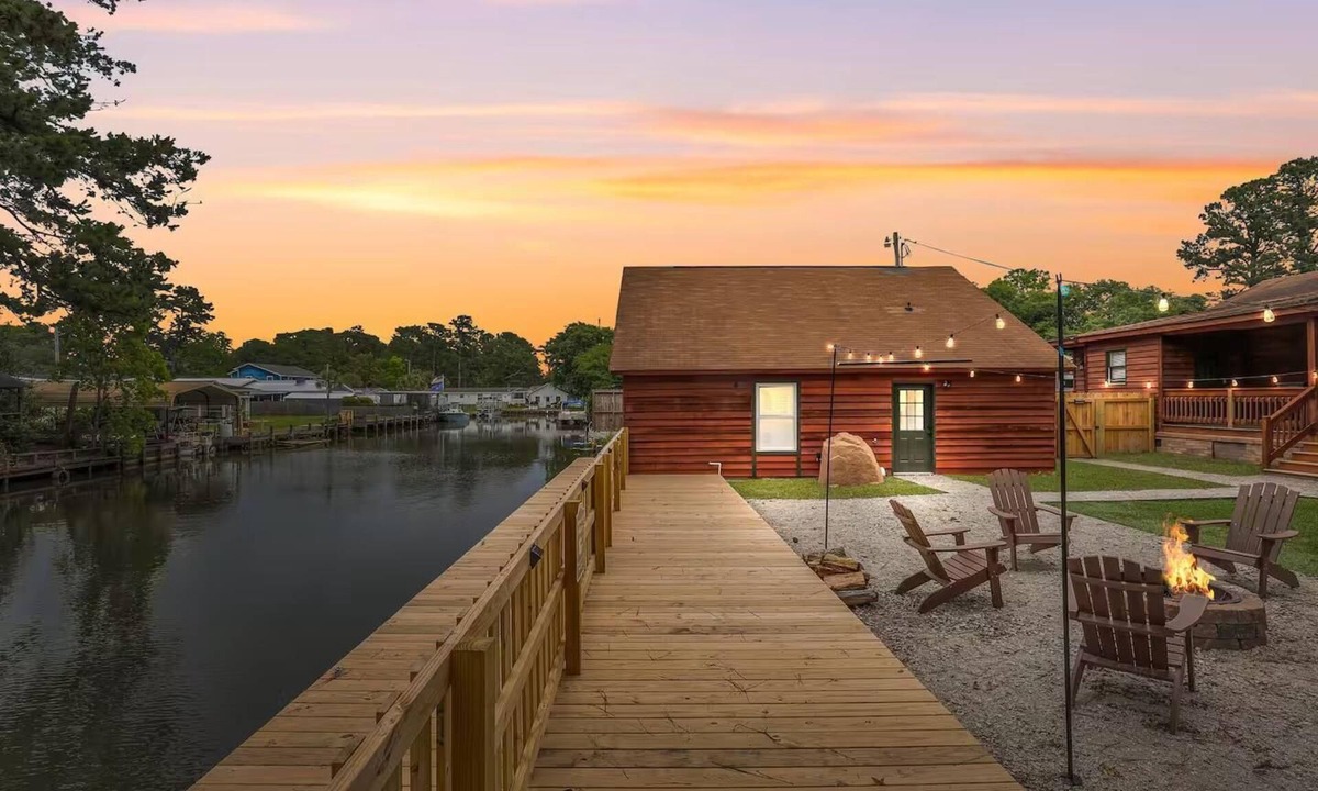 Russellville House | Stars & S’mores on Chippendale