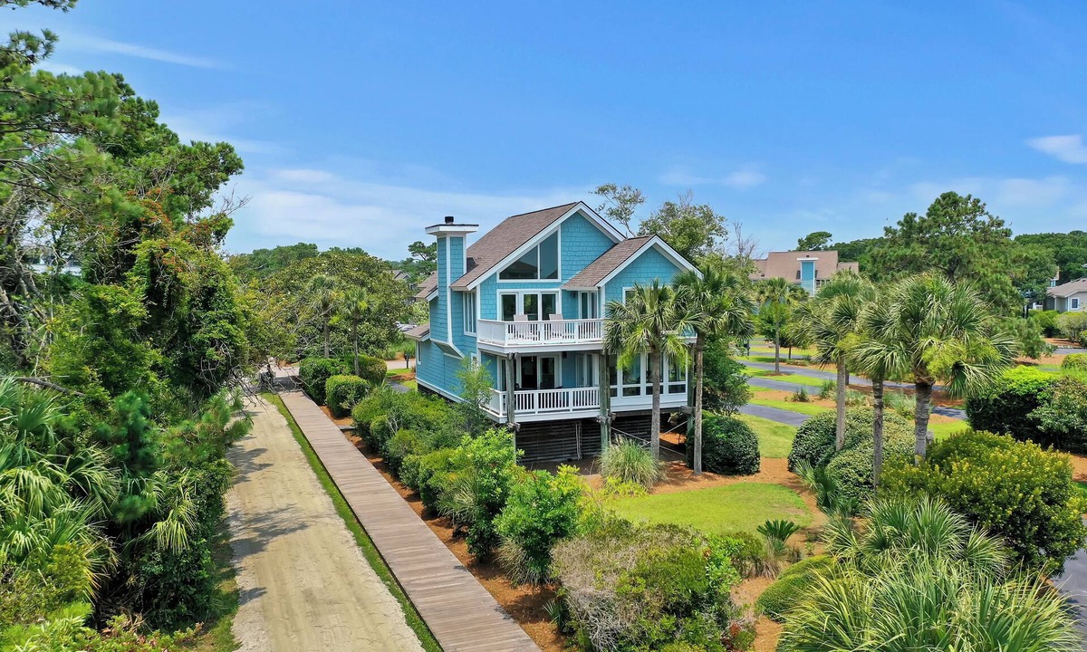 Seabrook Island House | Steps to the Beach on Seabrook! Family Favorite w/Club Access