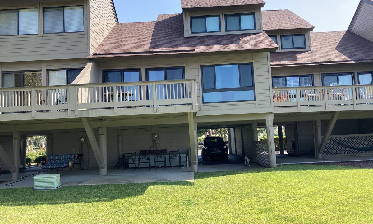 Litchfield by the Sea Villa | StormSurge 34 HeronMarshVilla DAD FRIENDLY PAWLEYS SC LFBTS 200 yards to beach
