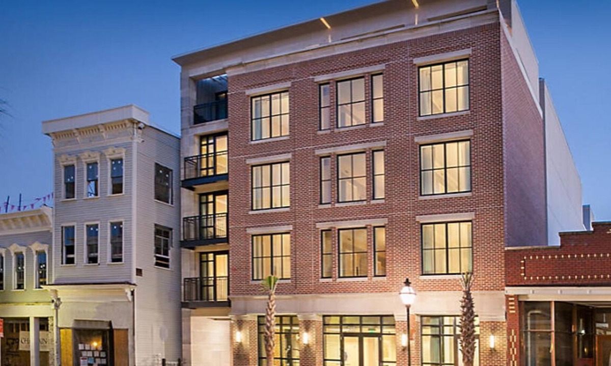 Downtown Charleston Resort | Studio Deluxe Condo at King 583 - Downtown Charleston