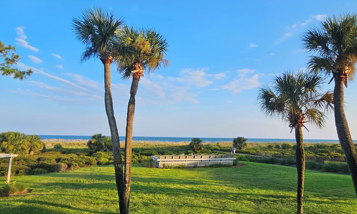 Hilton Head Island Condo | Stunning Direct Seaside Villas Oceanfront Villa! Walk to shopping and dining!