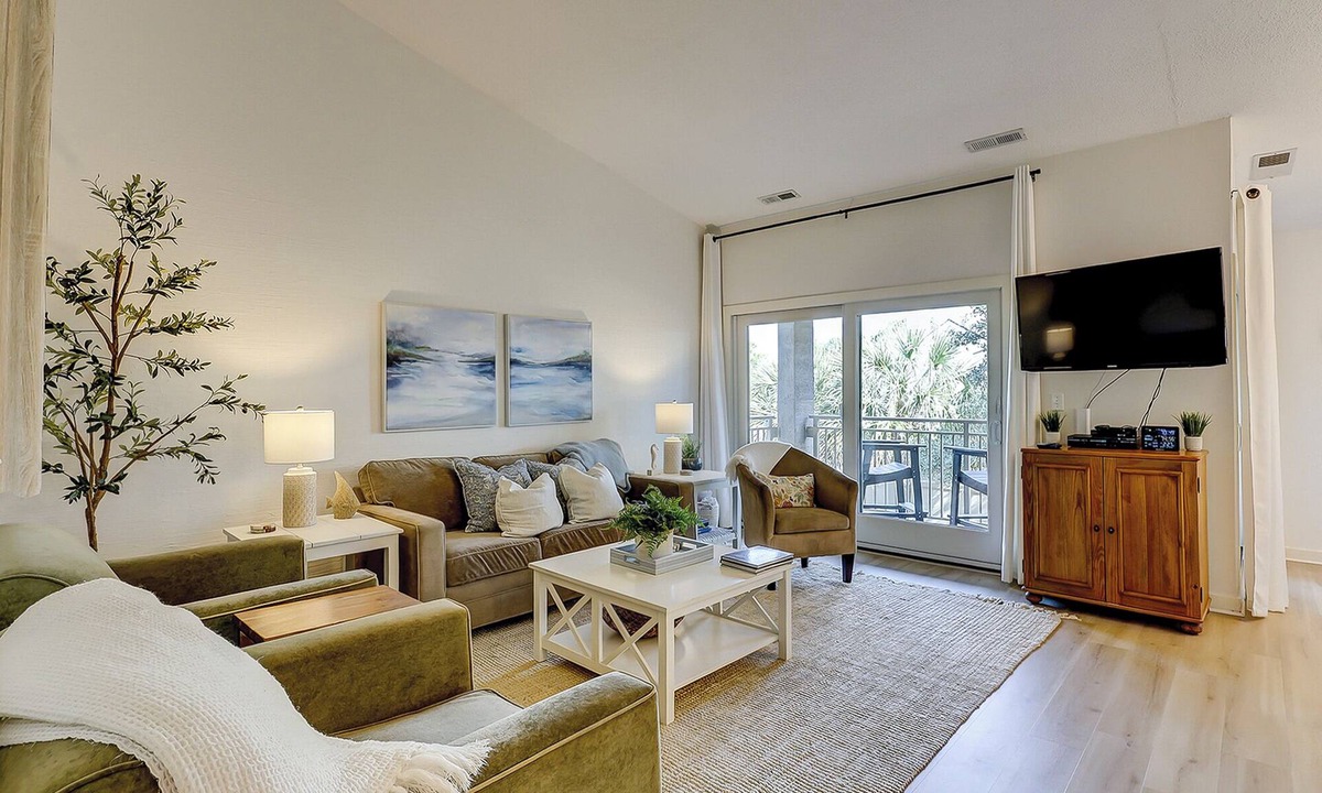 South Beach Villa | Sunset Rentals | Bluff Villas 1768