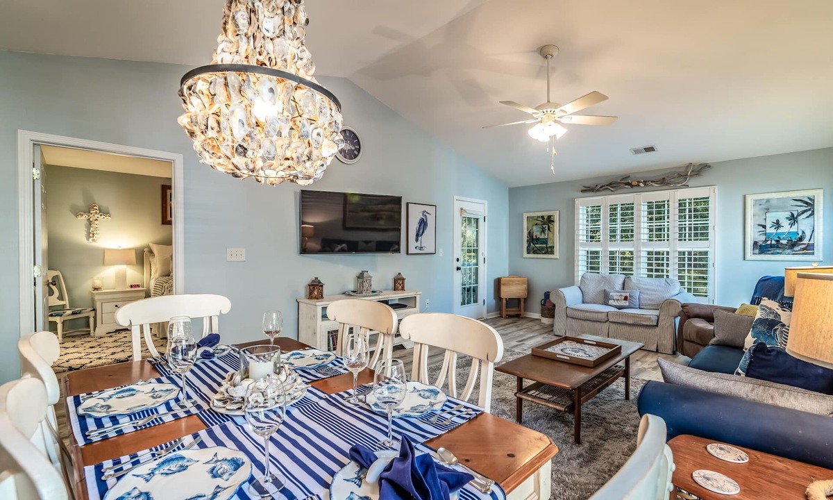 Pawleys Island Condo | TB 79D Pawelys' Pearl Condo in True Blue Beach Decor Family Friendly 79D