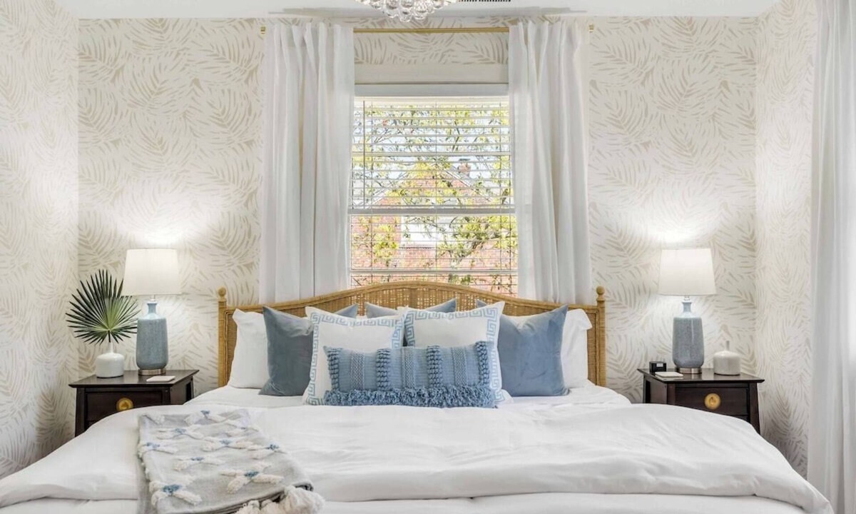 Charleston House | The Grand Millennial in Downtown Charleston