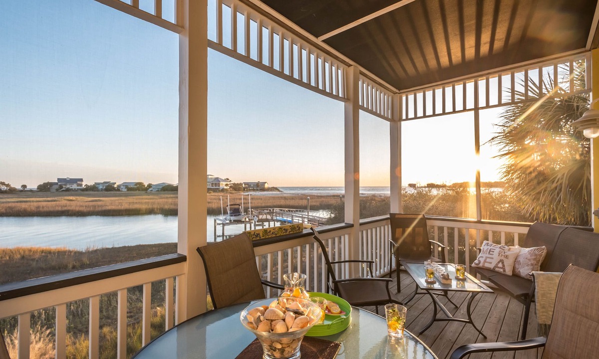 Saint Helena Island House | The Misty Breeze! Cabana Club, Ocean View, Golf Cart