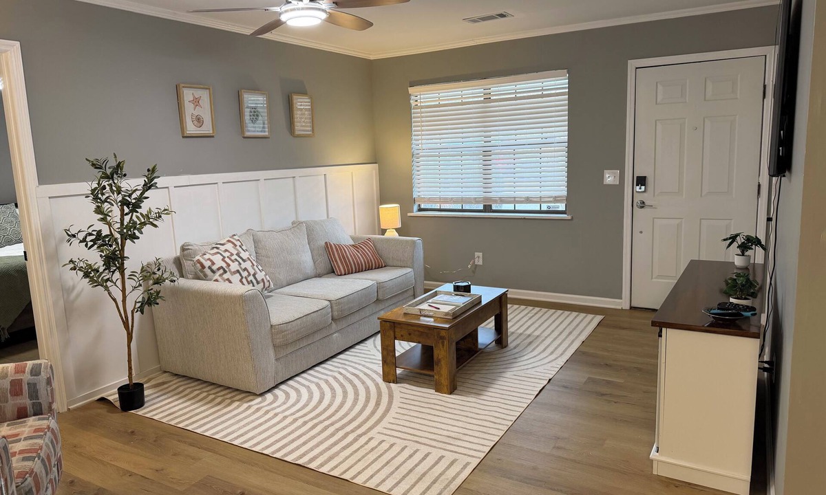 Summerville House | The Village Green Retreat of Summerville 4-bedroom 3 bath home