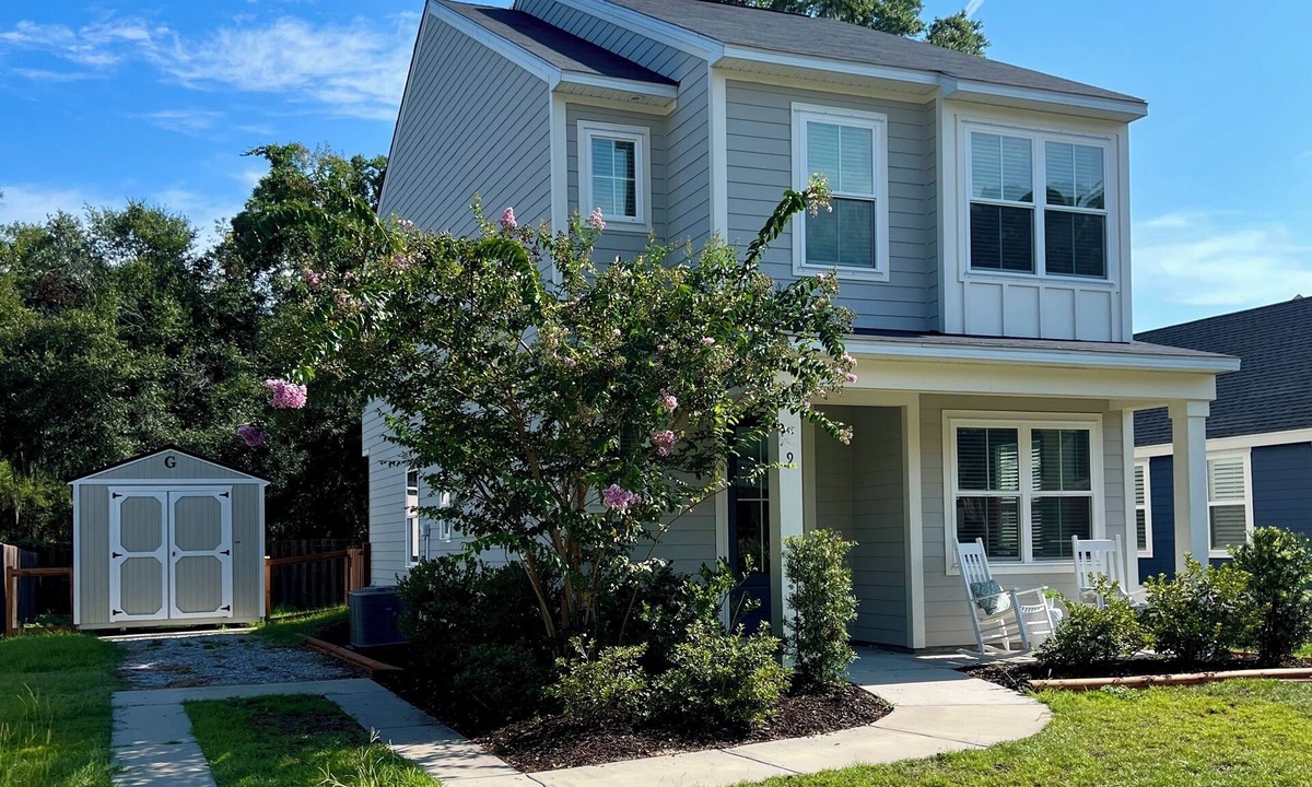 Port Royal House | Tranquil 3-bedroom 2.5 bathroom open-concept house in charming Port Royal