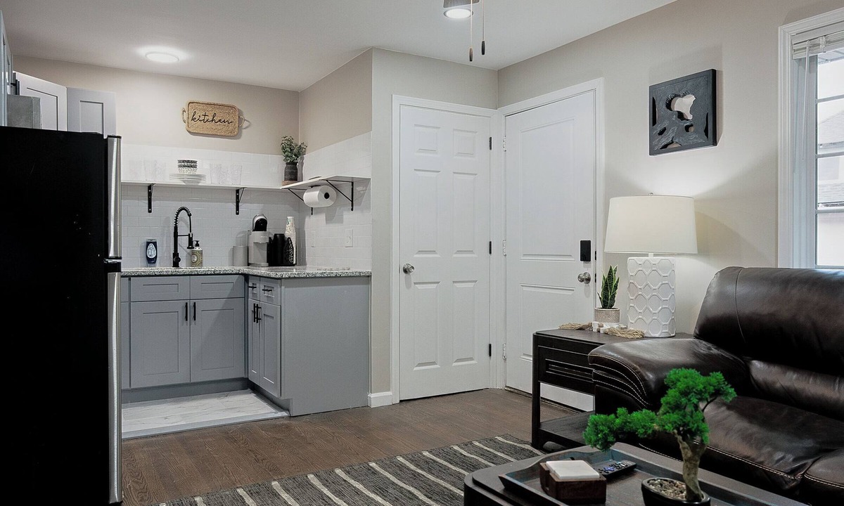 Westerwood Apartment | Unit A. Quaint 1-bedroom Downtown GSO Apartment