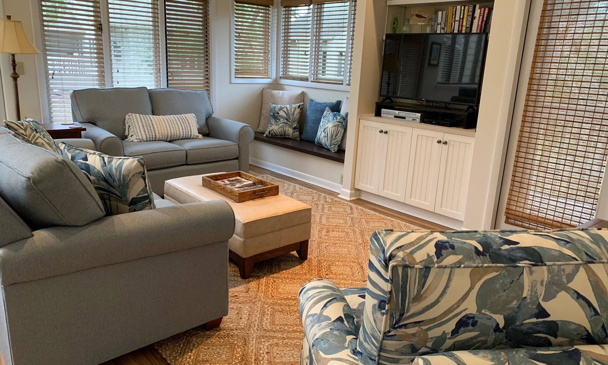 Palmetto Dunes Villa | Your Home Away from Home -5 STAR reviews. Minutes to Palmetto Dunes amenities