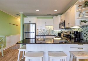 313 Breakers- 3rd Floor Oceanfront & Fully Renovated
