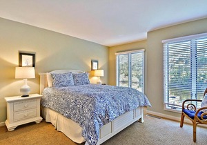 4585 Parkside Villa