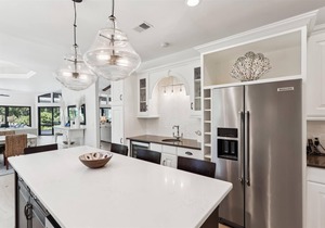 Beautiful Home with Views of Harbour Town Golf Course!