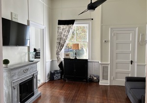 Historic DRs Cottage frm 1864 w charm of modern getaway Travel RN/Corp contract
