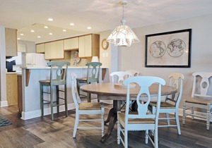 Oceanfront Townhouse-Style Condo, 2 Balconies with Ocean/Beach Views, Pool
