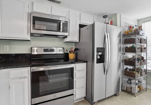 Oceanview 2-Bedroom Condo on Harbor Island: Deck, Pool, Beach Access & Park Pass!