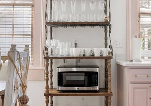 Southern Ease, Contemporary Flair | The Charleston
