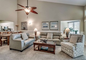 Steps to the Sand! Ocean View Condo in Windermere at Kingston Plantation; $300 FREE Activities Daily