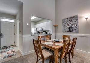 Steps to the Sand! Ocean View Condo in Windermere at Kingston Plantation; $300 FREE Activities Daily