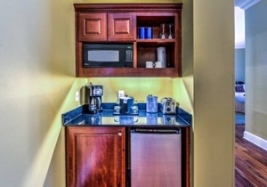 The Lodge Alley Inn™ - Studio
