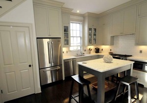 Two Bedroom House Downtown.