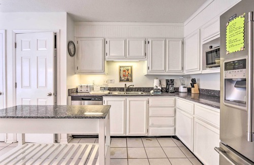 Heritage Woods House | < 1 Mi to Beach: Family-Friendly Hilton Head Home