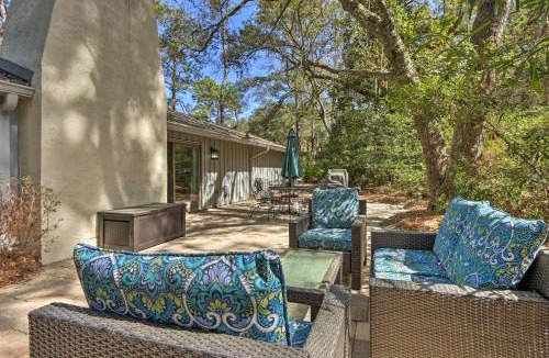 Heritage Woods House | < 1 Mi to Beach: Family-Friendly Hilton Head Home